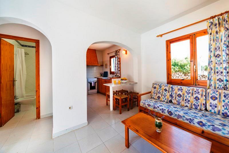 Apartamento Casas Menorquinas Cala Blanca  Exterior foto